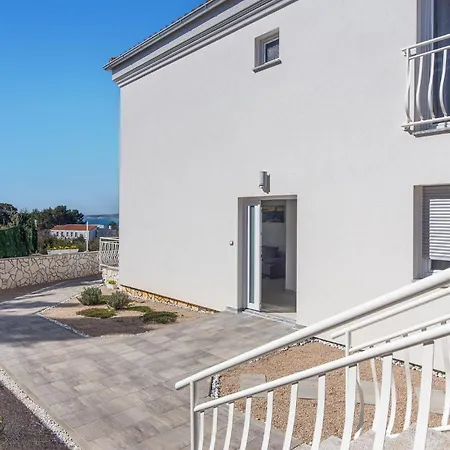 公寓 1 Bedroom In Krk 克尔克