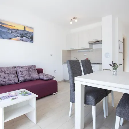 Lägenhet 1 Bedroom In Krk